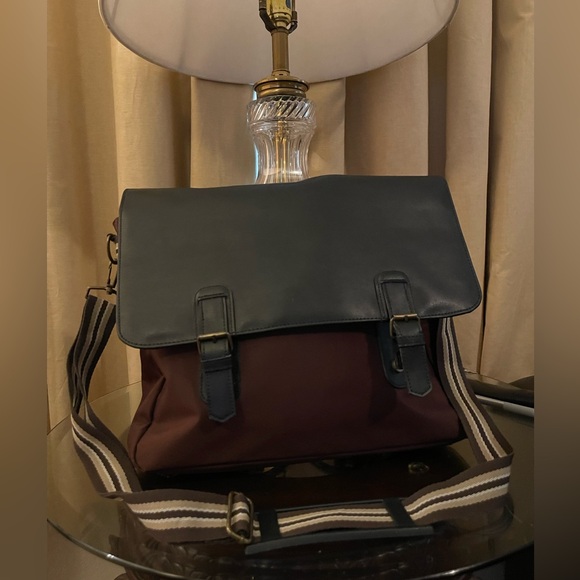 Zare Man please check all picture of condition - Picture 13 of 17